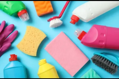 plastični proizvodi u kućanstvu